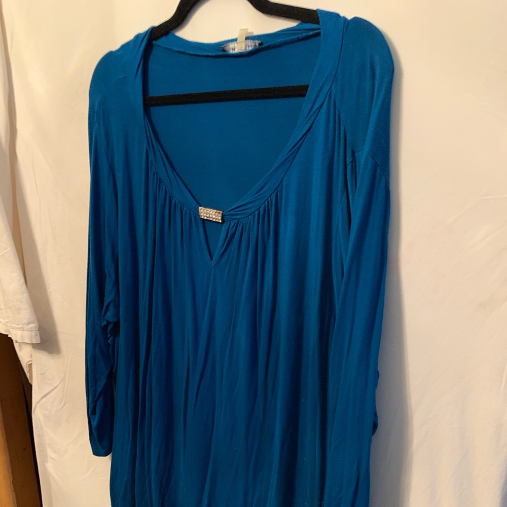 Cable and gauge three-quarter inch sleeve blouse